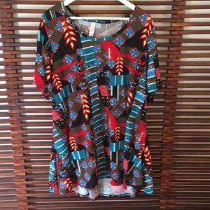 Lularoe top